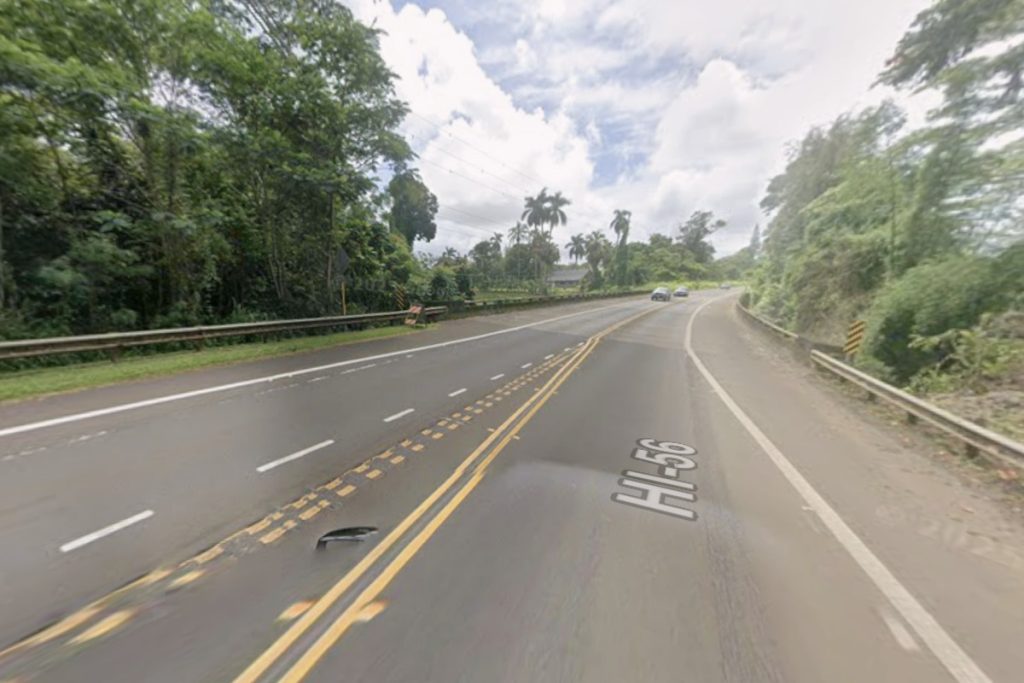 Princeville U-Turn Smashup Snarls Kūhiō Highway And Sends Two To Hospital