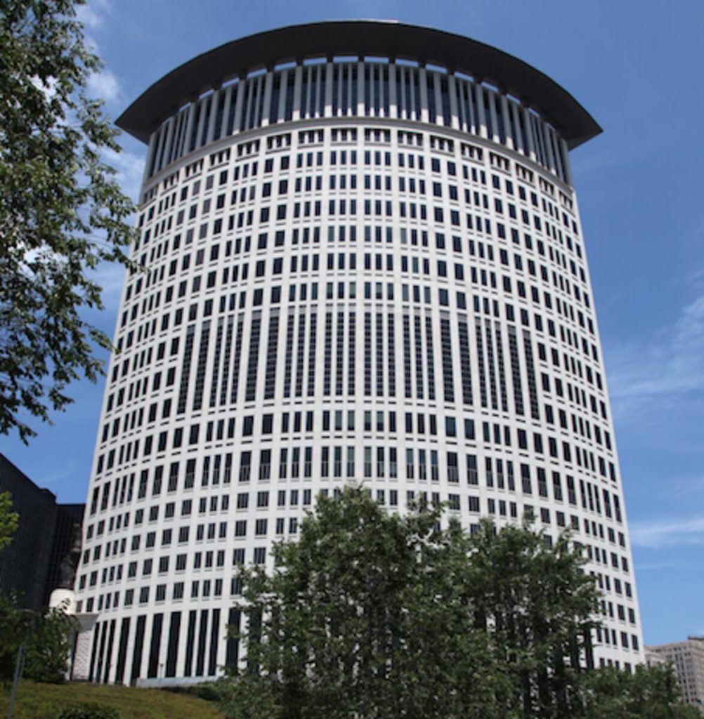 Man wrongfully jailed for kidnapping son in Maple Heights, lawsuit says