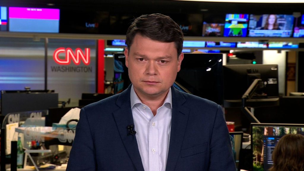 FAA to cut flights at dozens of airports if shutdown continues