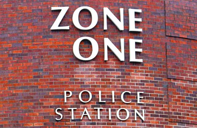 Argument over noise in Pittsburgh apartment building leads to gun being pulled, man stabbed in buttocks