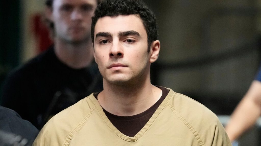 Prosecutors say Luigi Mangione’s death penalty case should proceed despite Bondi comments