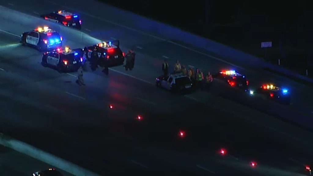Inmate kicks through window of LASD vehicle on 5 Freeway in Burbank