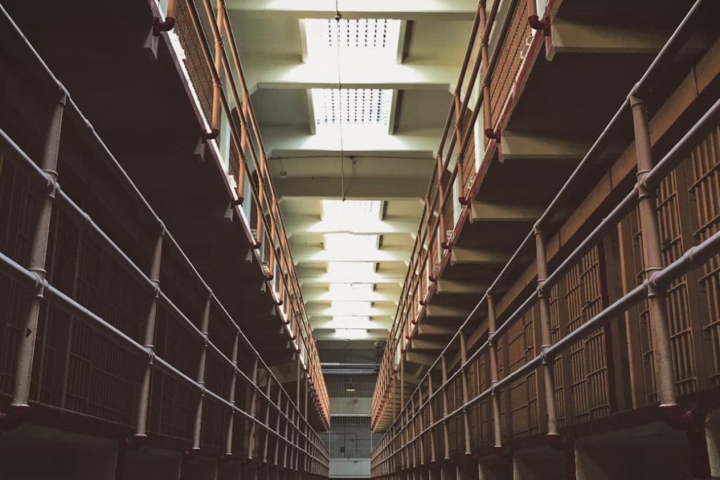 Manhattan Community Mourns as Mother of Four Succumbs to Stabbing in Morningside Heights While Ex-Boyfriend Is Detained