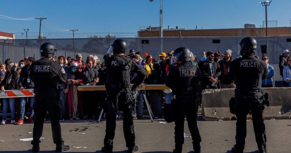 2 Evanston pastors arrested at Broadview ICE protest on misdemeanor charges