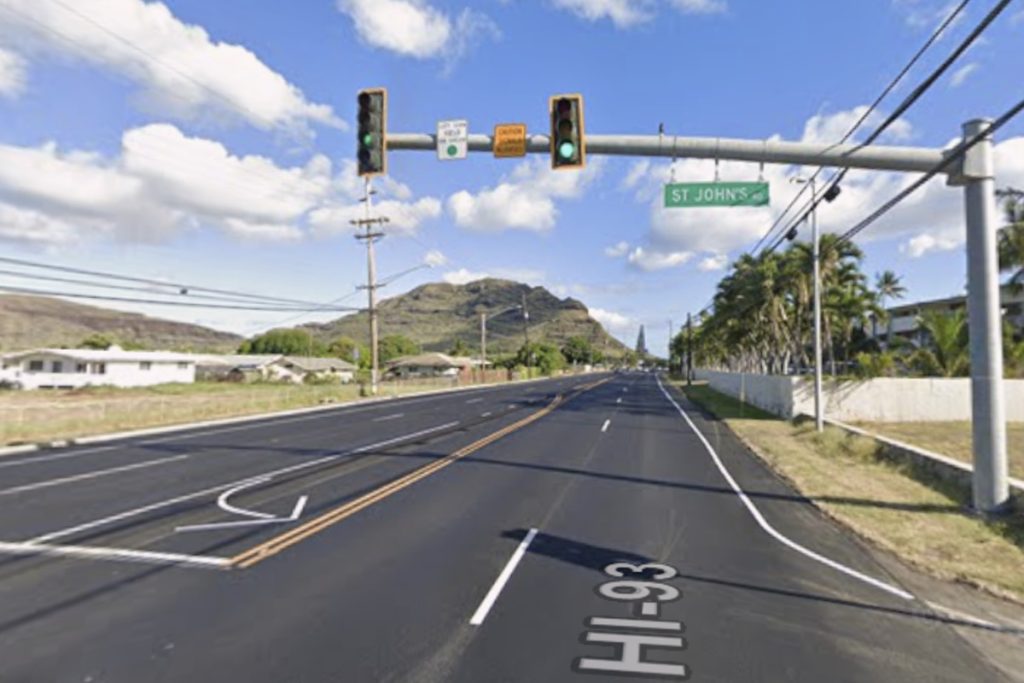 Gunman In Ski Mask Robs 15-Year-Old At Maili Bus Stop