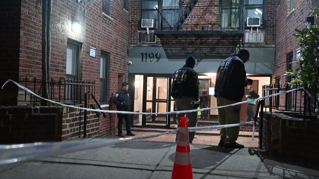 NYC building super dies after being found with head injuries, NYPD says