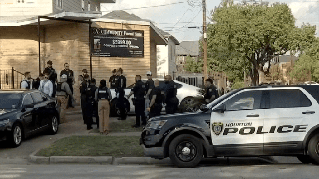 Funeral home raided by police was awarded contract with county in 2019