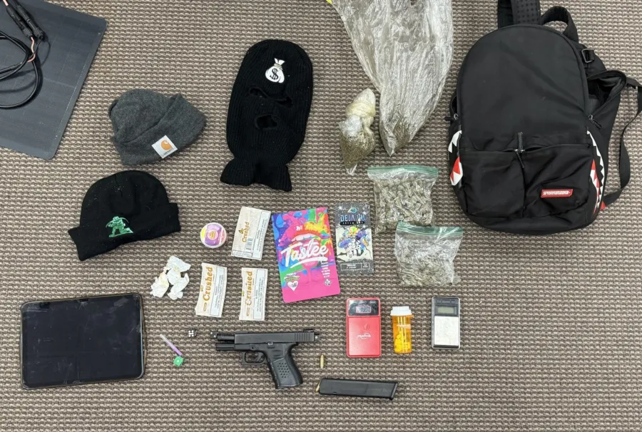 Machine gun, drugs found during Peninsula traffic stop: PD
