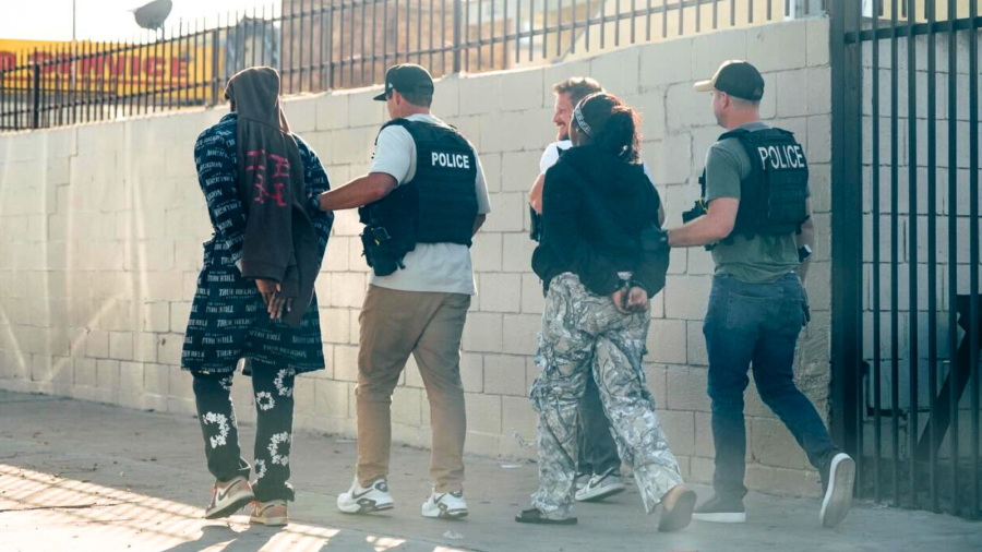 2 arrested for allegedly stealing over $200,000 worth of merchandise from Southern California stores