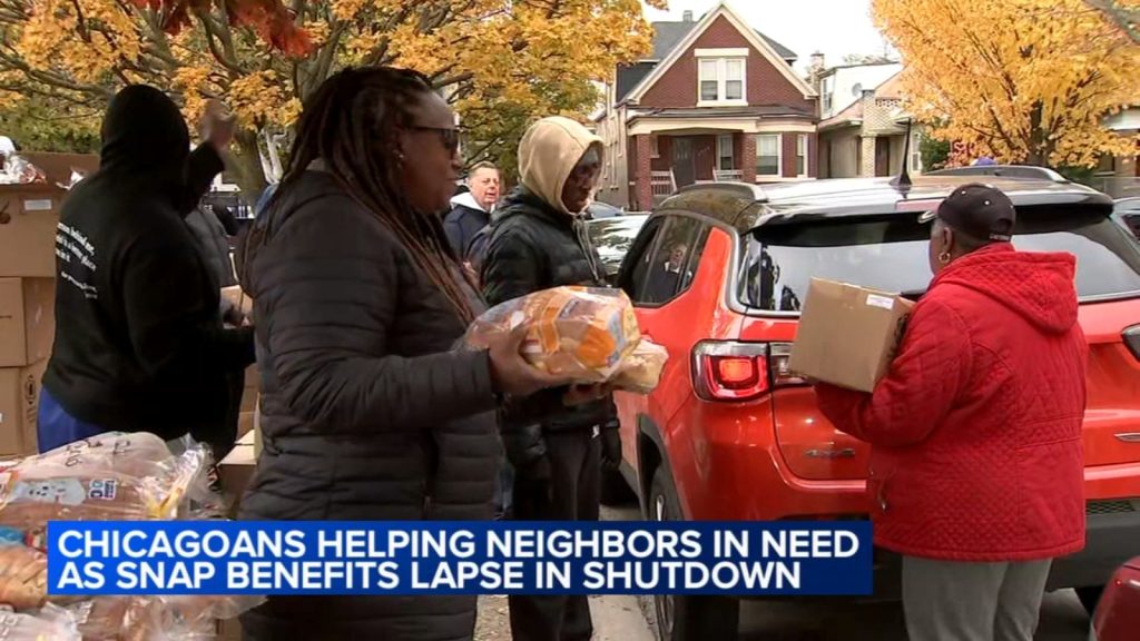 Chicago-area groups helping neighbors in need as Illinois SNAP benefits lapse in government shutdown