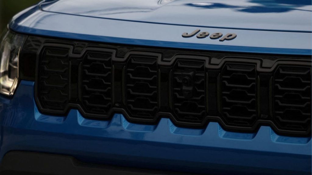 Stellantis Recalls 375,000 Jeep SUVs Over Fire Risks, Urges Owners to Park Outside
