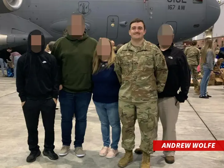 Donald Trump Confirms One National Guard Member Is Dead After D.C. Shooting