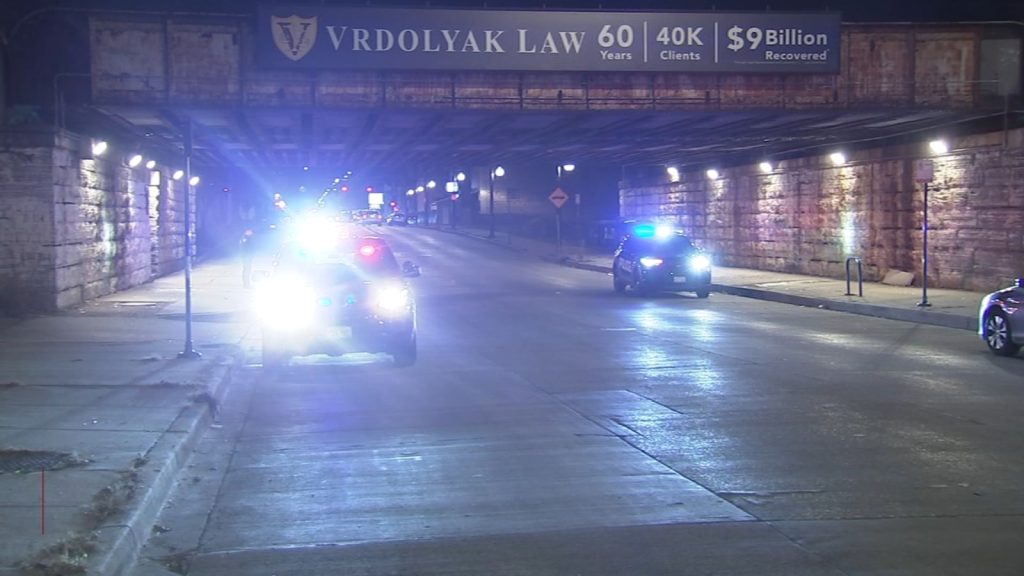 Metra train hits man in Garfield Park, officials say