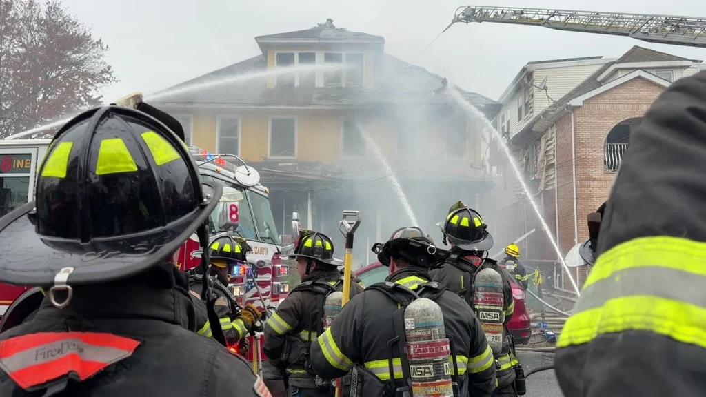 Elizabeth, New Jersey, house fire displaces about a dozen just days before Thanksgiving