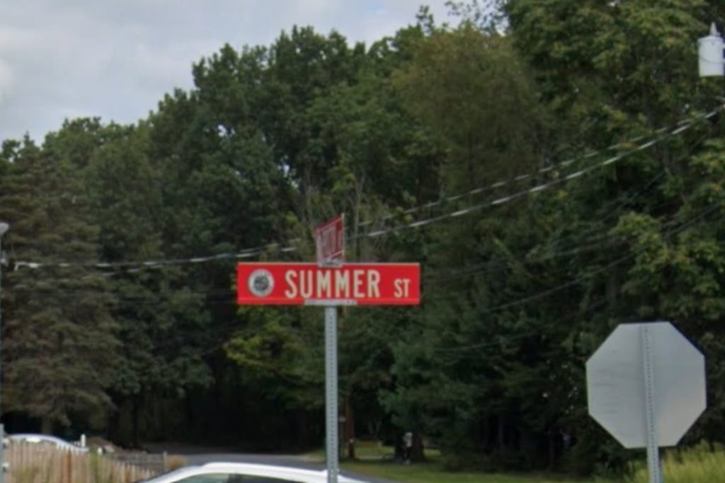 Fitchburg House Fire on Summer Street Injures One, Displaces Four Residents