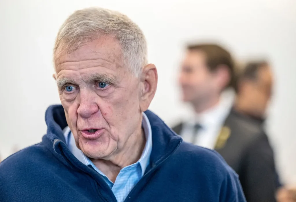 Judge David O. Carter weighs contempt as Los Angeles lags on homelessness settlement