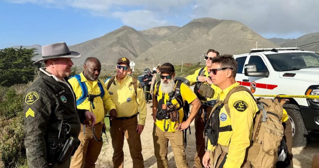 5-year-old girl missing, father dead after large wave sweeps them into ocean near Big Sur