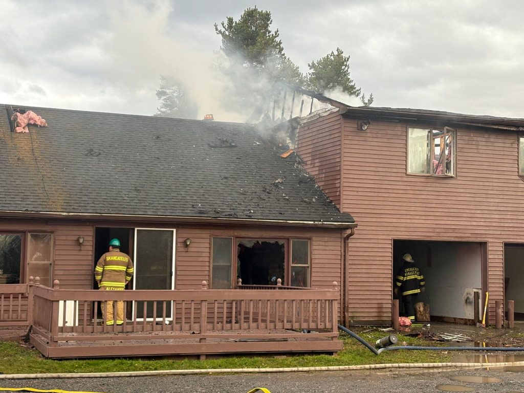 Fire badly damages LaFayette apartment building