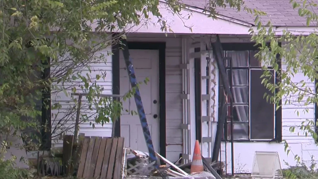 Neighbors describe ‘scary’ barricade situation on Northwest Side