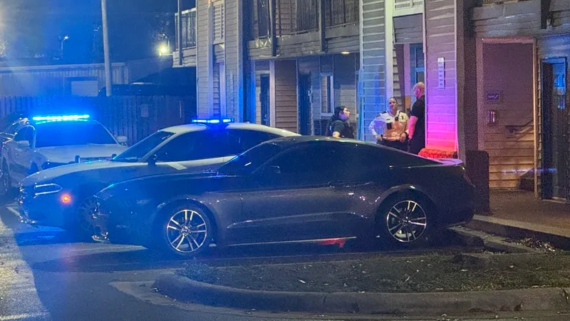 1 killed in shooting at Fayetteville motel, 1 in custody, police say