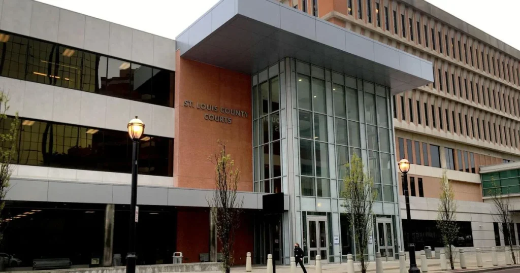 Man beat to death with bed frame rail at U. City apartment complex, charges say