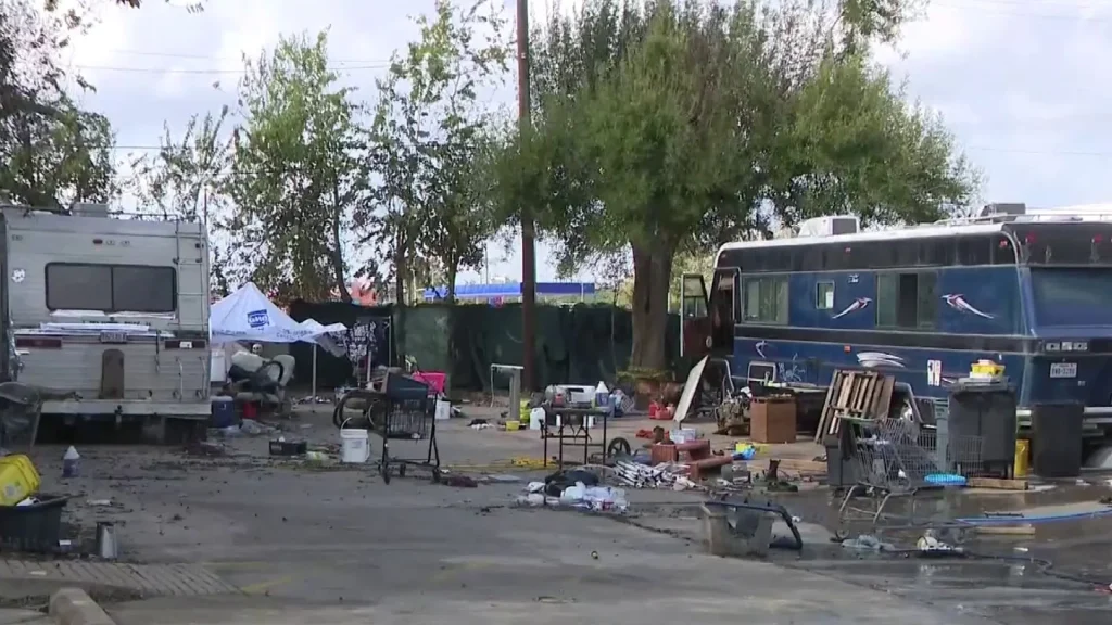 Illegal water, power setup found at southwest Houston homeless encampment, police say