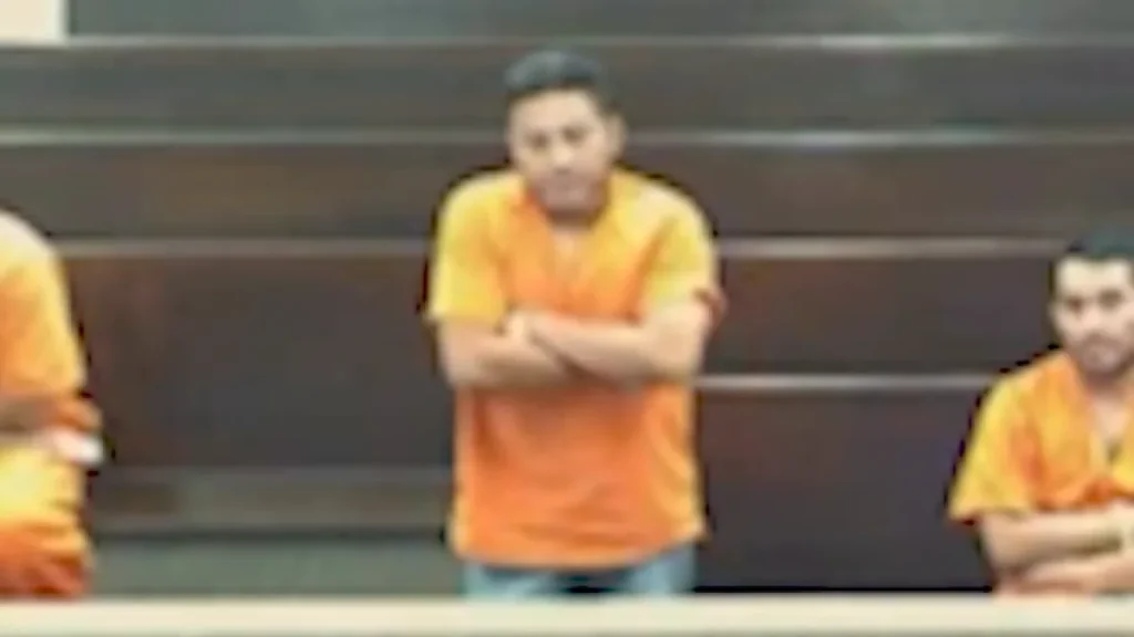 Records show Houston man accused of driving drunk with 3-year-old in car has 2 previous charges