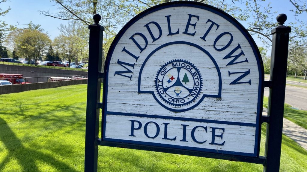 Police: 16-year-old girl struck, killed by train in Middletown