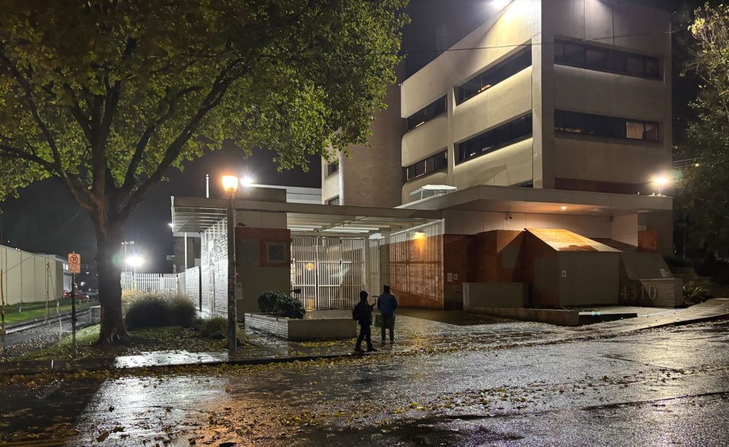 Portland man accused of threatening to behead ICE officers faces federal charge