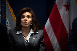 Judge criticizes federal prosecutors in DC gun case