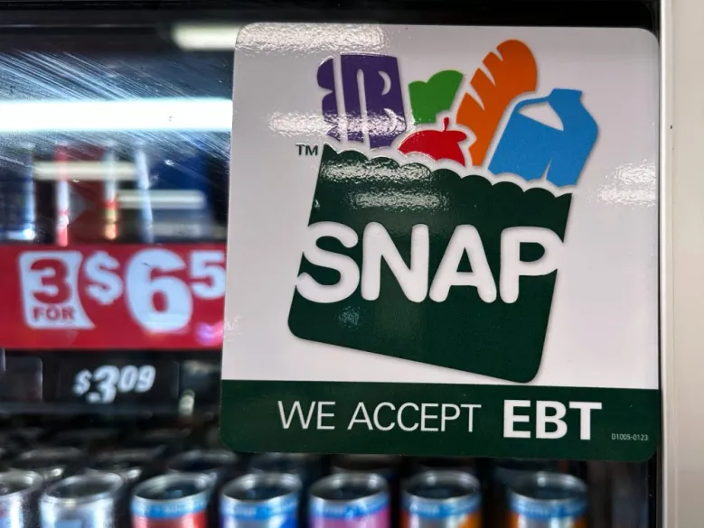 Trump administration moves to halt SNAP food aid payments after a court order