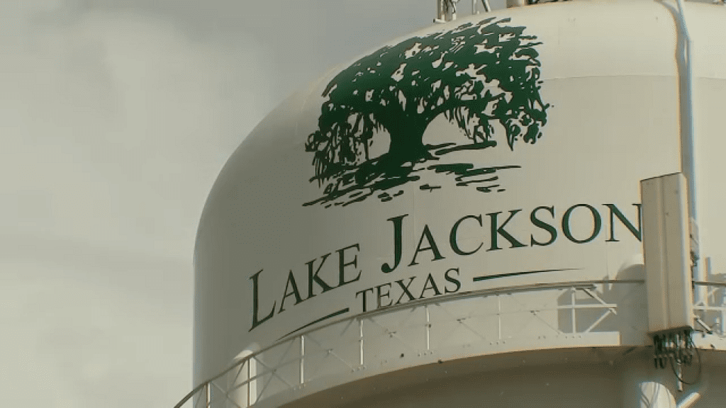 67-year-old woman sent to emergency room after sexual assault in Lake Jackson, police say