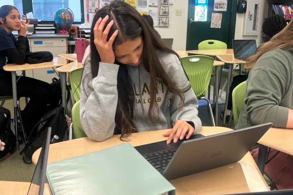 Wi-Fi problems plague high school students, teachers on Antioch campus