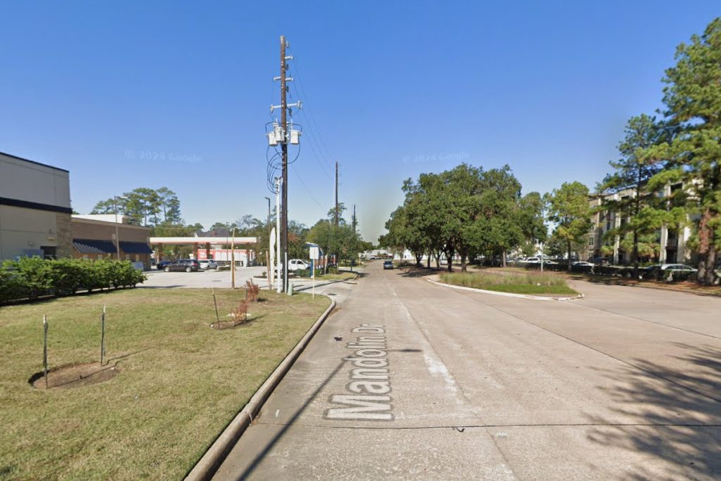 Houston Man Arrested for Aggravated Assault and Retaliation Against Family Member and Deputy