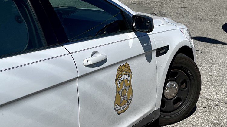 2 found shot, 1 fatally, at scene of house fire on Indy’s east side