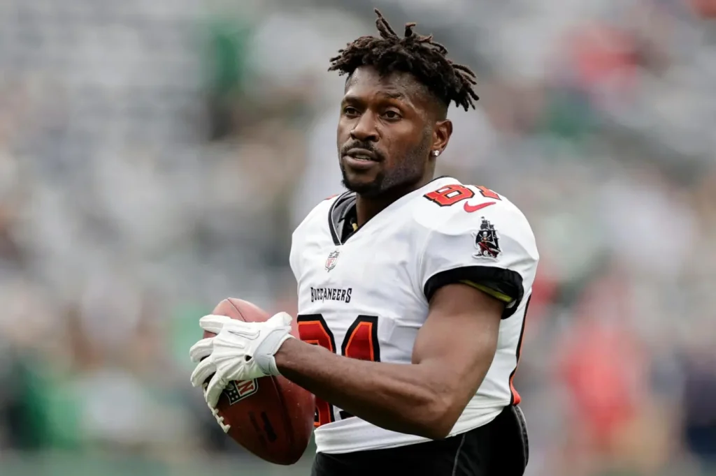 Former NFL star Antonio Brown arrested on attempted murder charge in Miami shooting