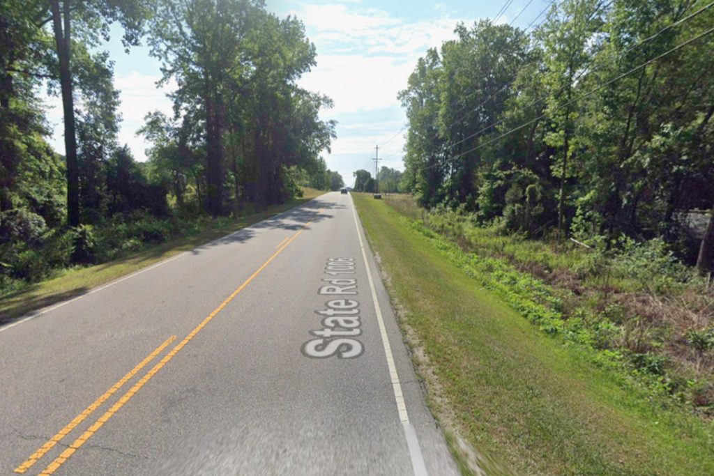 Unidentified Man’s Body Found Near Railroad Tracks in Vander, East of Fayetteville, as Death Investigation Begins