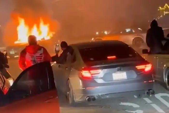 NYPD looking for 2 men in Queens drag racing meetup-turned-brawl on residential block