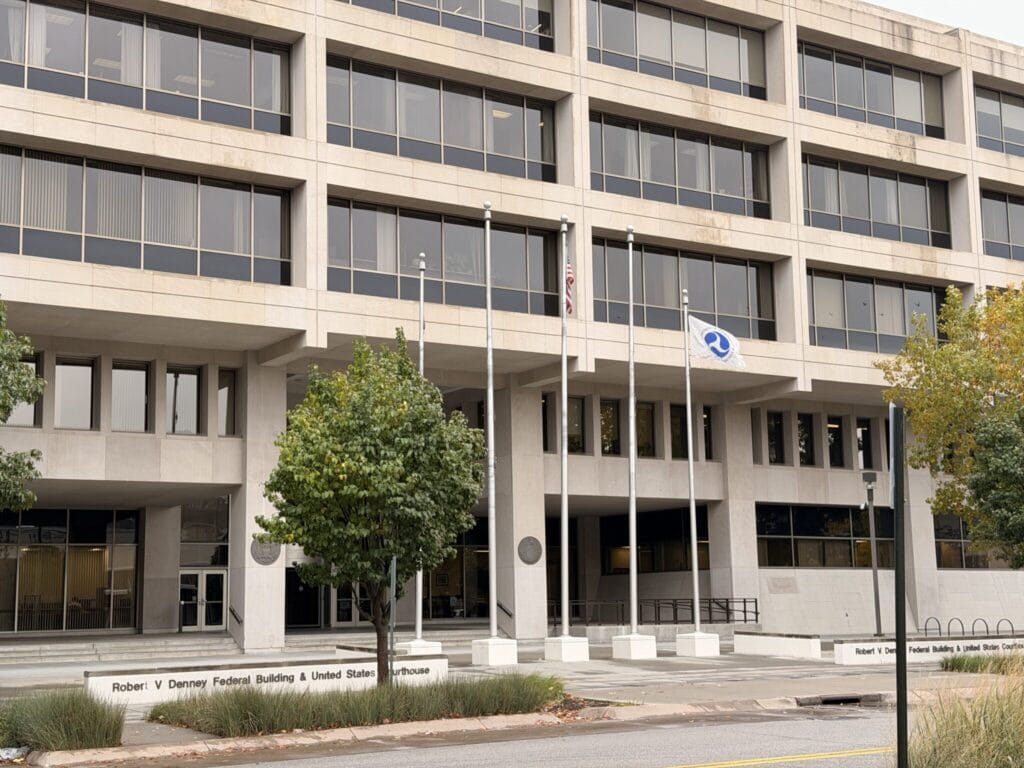 Financial advisor who conspired in multi-million dollar bank fraud sentenced to prison • Nebraska Examiner