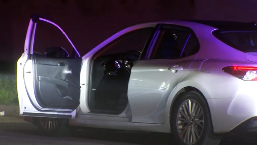 Local rideshare drivers react to Thanksgiving shooting of Uber driver