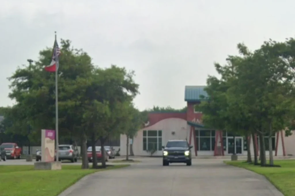 Infant Battles Botulism in Galveston, Suspicion Cast On ByHeart Formula Amid Multistate Outbreak