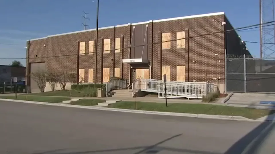 Judge tours Broadview ICE facility amid ‘inhumane conditions’ allegations