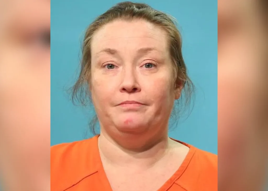 Texas woman gets 27 months for threatening to kill Jan. 6 judge