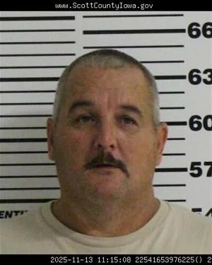 Tow truck driver sentenced to 10 years in prison for striking pedestrian in Davenport