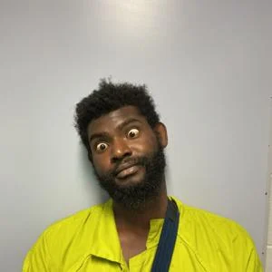 Roanoke man charged in fatal shooting at convenience store