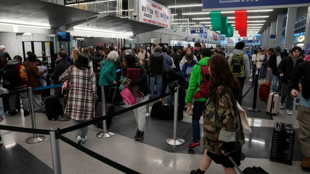 Thanksgiving weekend travel chaos hits airports amid snowstorm with over 1,440 flights grounded & 12k delayed