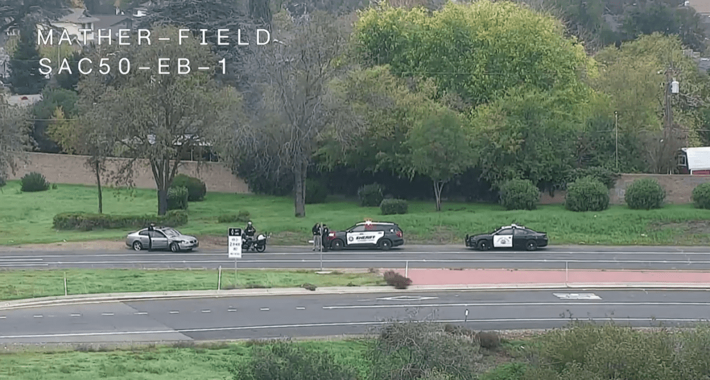 Suspect crashes into bus amid pursuit near Highway 50 in Rancho Cordova