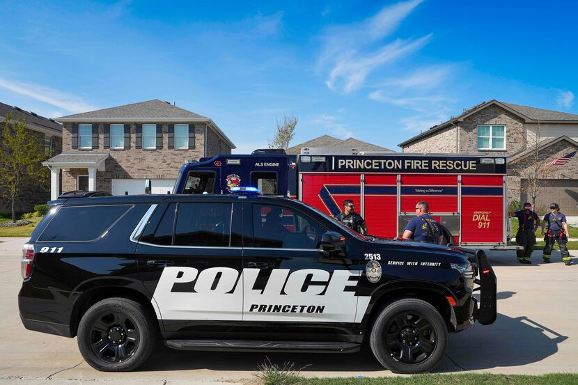 Driver dead after crashing into 7 unoccupied vehicles near school in Princeton