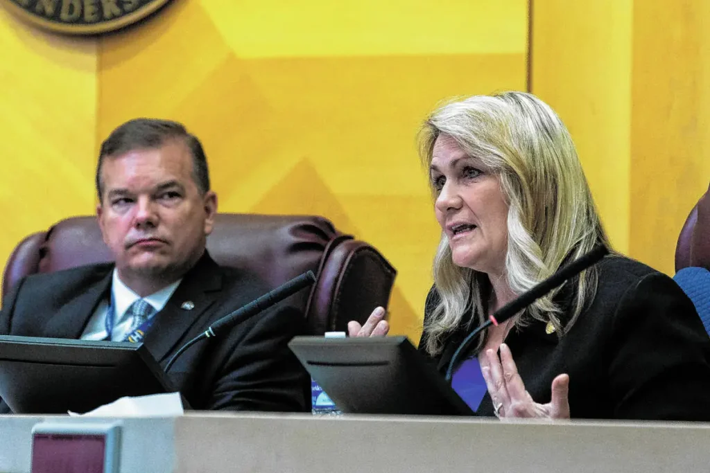 Henderson City Council to consider censure of Carrie Cox