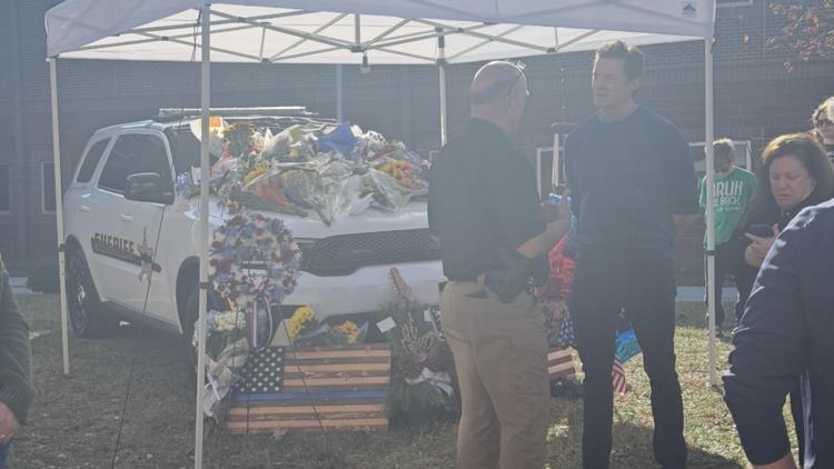 Award-winning actor pays respects to fallen Delaware County Cpl. Blake Reynolds